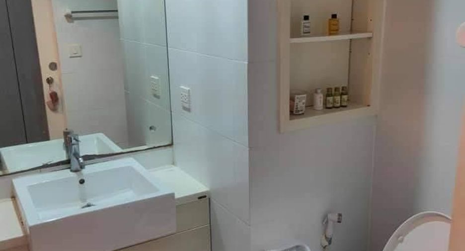 À vendre 1 chambre condo à Sathon, Bangkok