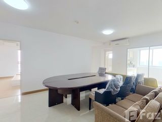 For sale 2 ベッドルーム condo in Watthana, Bangkok