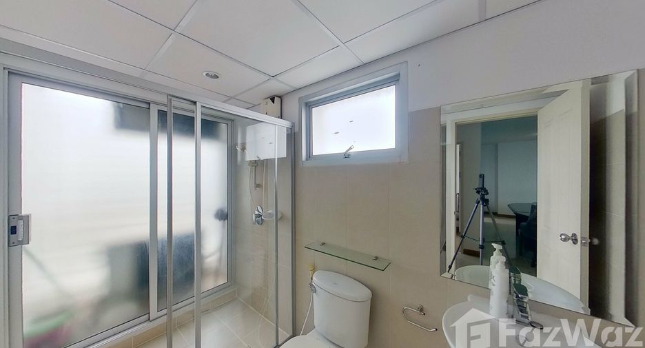 Продажа 2 спальни кондо в Щаттхана, Бангкок