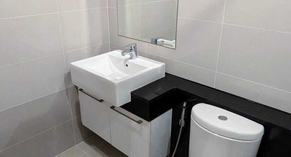 For sale 1 bed condo in Bang Kho Laem, Bangkok