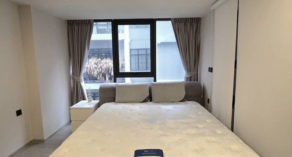 For sale 1 bed condo in Pathum Wan, Bangkok