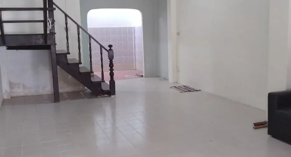 Аренда 2 спальни таунхаус в Sai Noi, Нонтабури