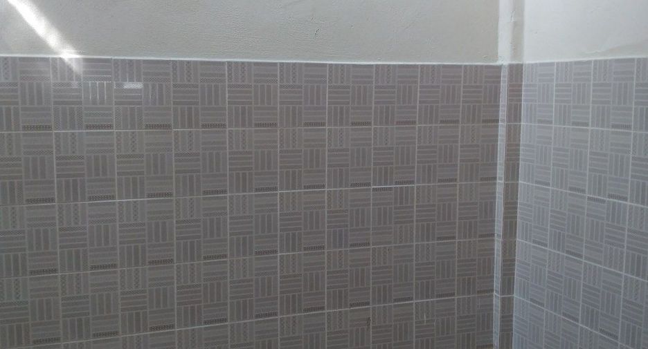 For rent 2 bedrooms townhouse in Sai Noi, Nonthaburi