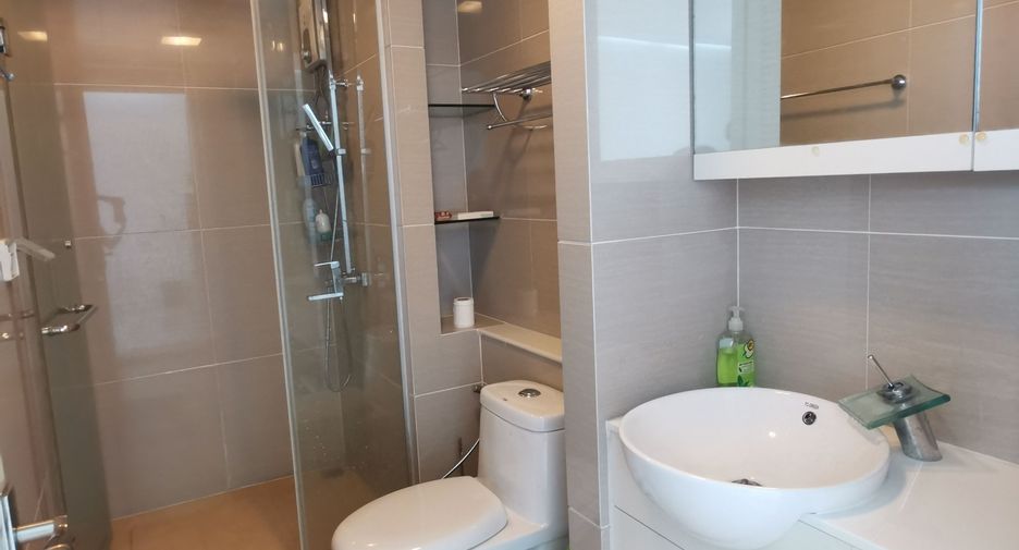 À vendre 1 chambre condo à Huai Khwang, Bangkok