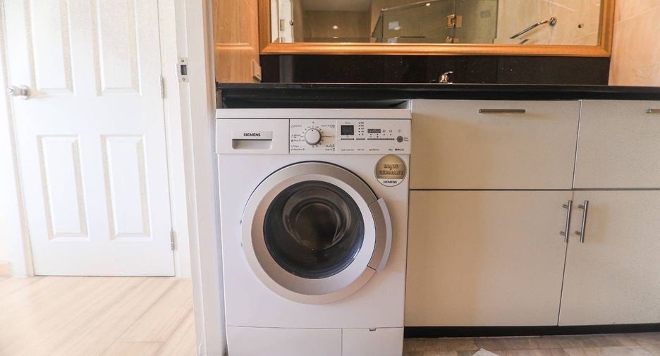 À vendre 1 chambre condo à Bang Na, Bangkok