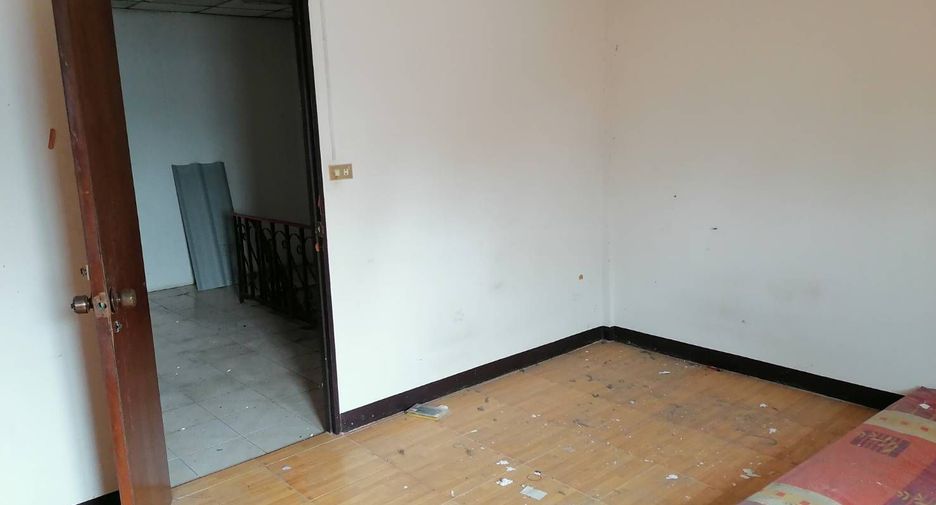 For sale 2 bedrooms townhouse in Mueang Khon Kaen, Khon Kaen