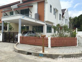 For sale 3 bedrooms townhouse in Mueang Songkhla, Songkhla