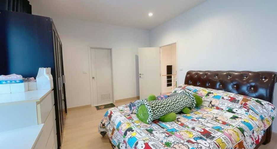 For sale 3 bedrooms house in Bang Phli, Samut Prakan