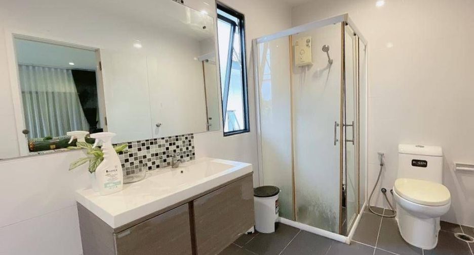 For sale 3 bedrooms house in Bang Phli, Samut Prakan