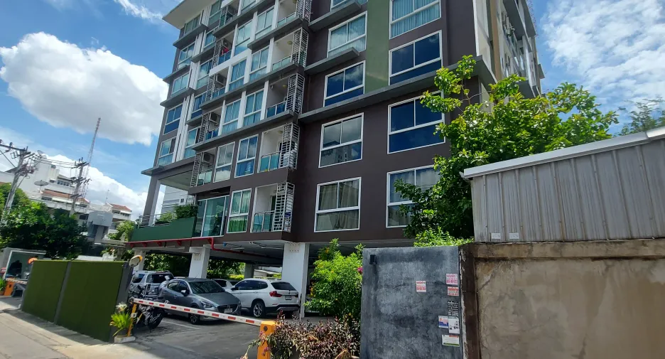 For sale studio condo in Din Daeng, Bangkok