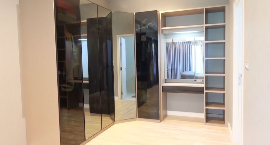 For sale 3 bedrooms house in Lat Krabang, Bangkok