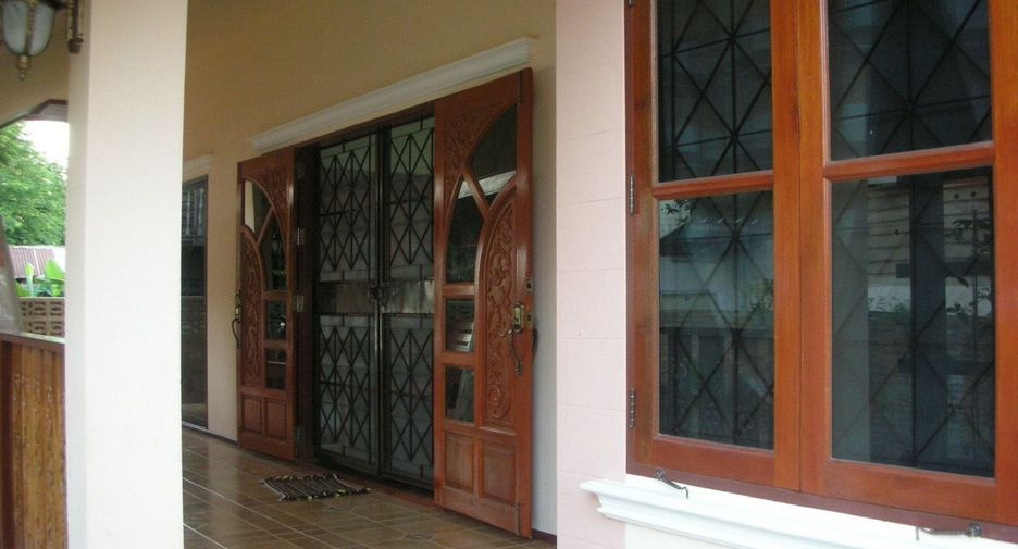 For sale 2 bedrooms house in Mueang Ubon Ratchathani, Ubon Ratchathani