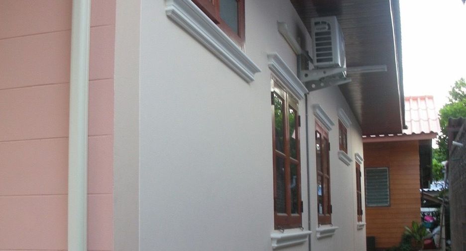 For sale 2 bedrooms house in Mueang Ubon Ratchathani, Ubon Ratchathani