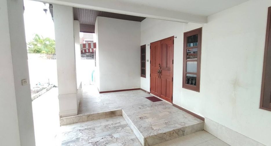 For sale 3 bedrooms house in Warin Chamrap, Ubon Ratchathani
