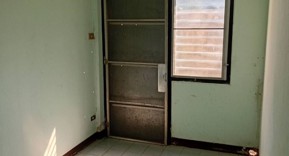 For rent 3 bedrooms townhouse in Mueang Chiang Rai, Chiang Rai