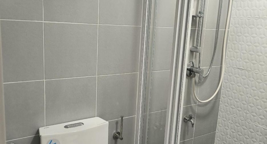 For rent studio condo in Khlong Luang, Pathum Thani