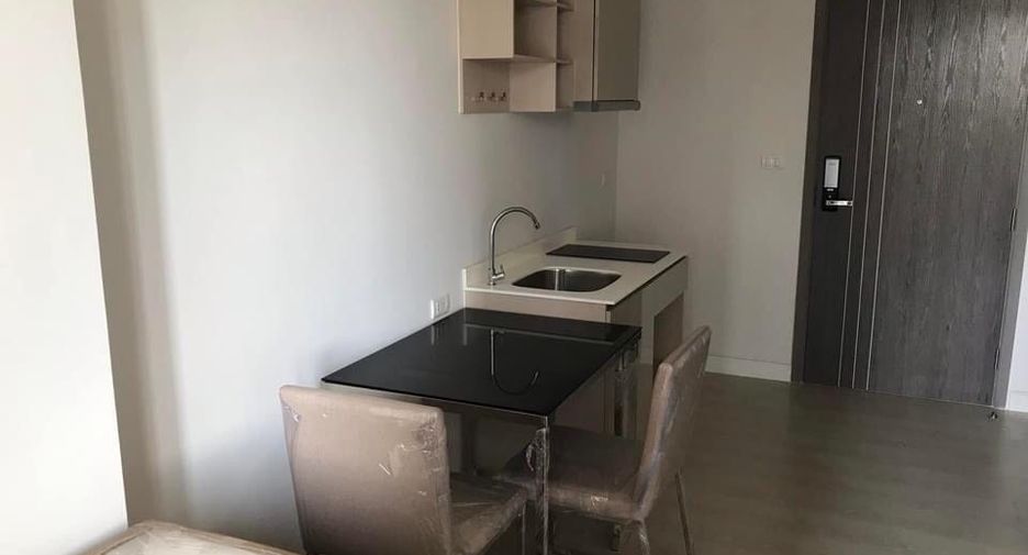 For sale 1 Beds condo in Watthana, Bangkok