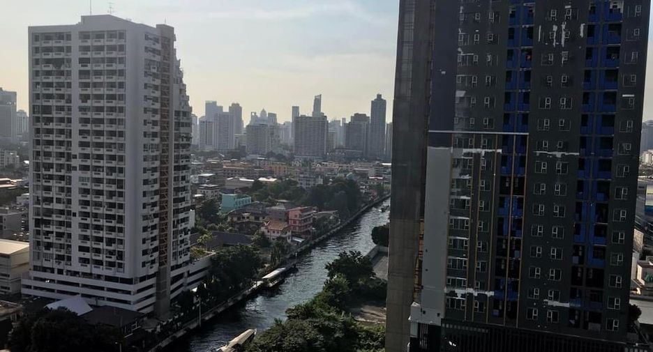 For sale 1 Beds condo in Watthana, Bangkok