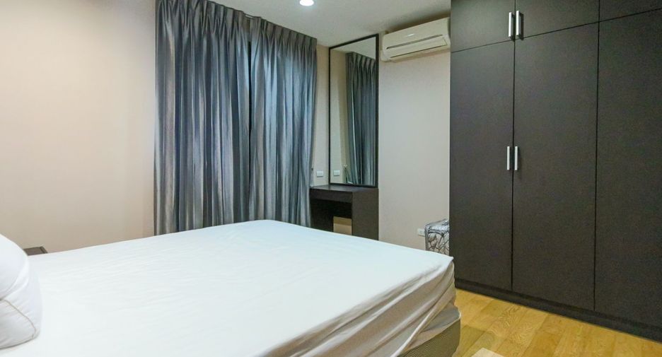 For sale 2 bedrooms condo in Watthana, Bangkok