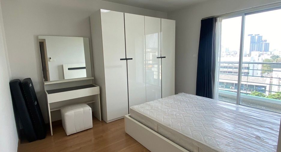 For sale 2 ベッドルーム condo in Chatuchak, Bangkok