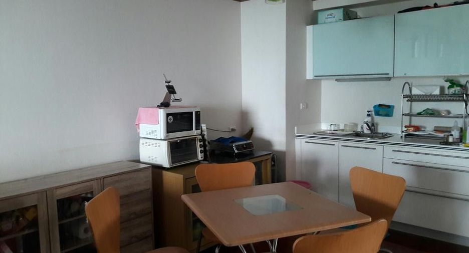 For sale 1 bed condo in Ban Chang, Rayong