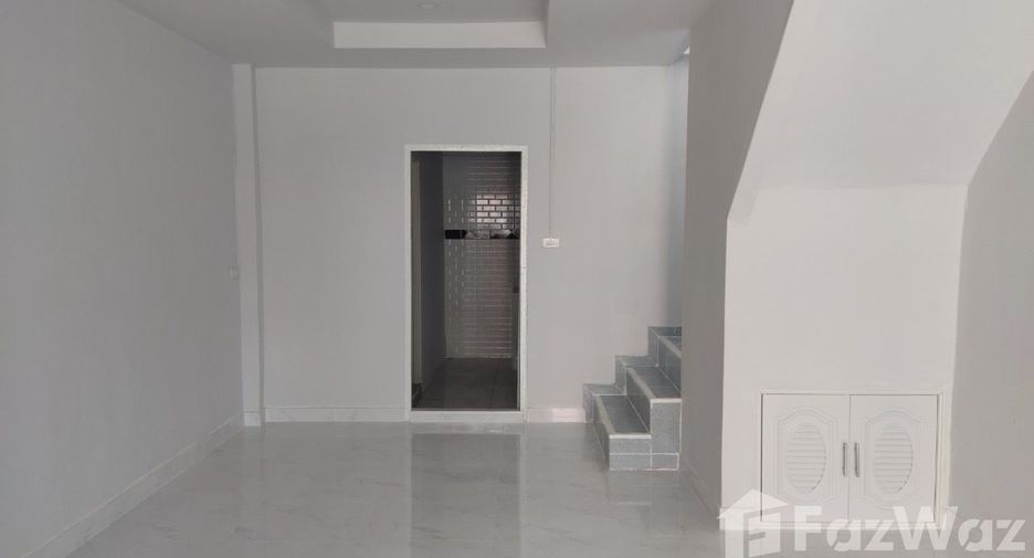 For sale 2 bedrooms townhouse in Lam Luk Ka, Pathum Thani