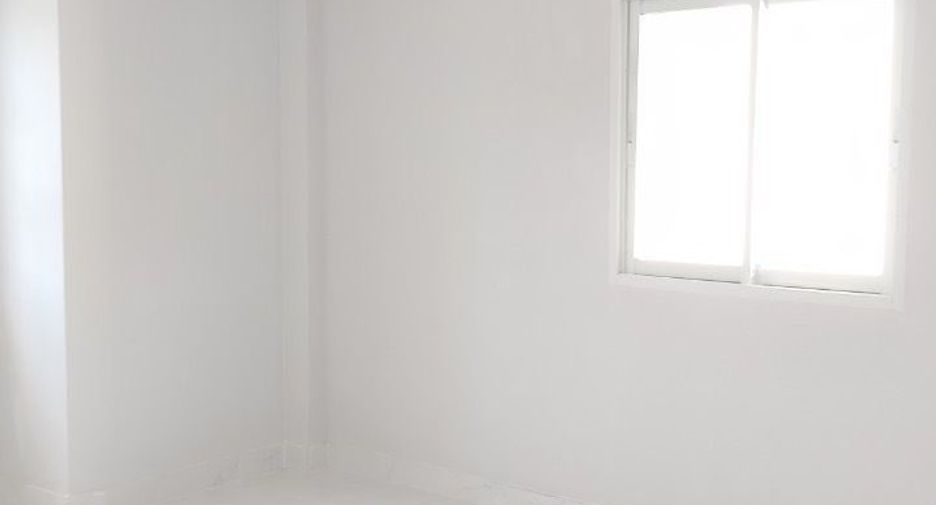 For sale 2 bedrooms townhouse in Lam Luk Ka, Pathum Thani