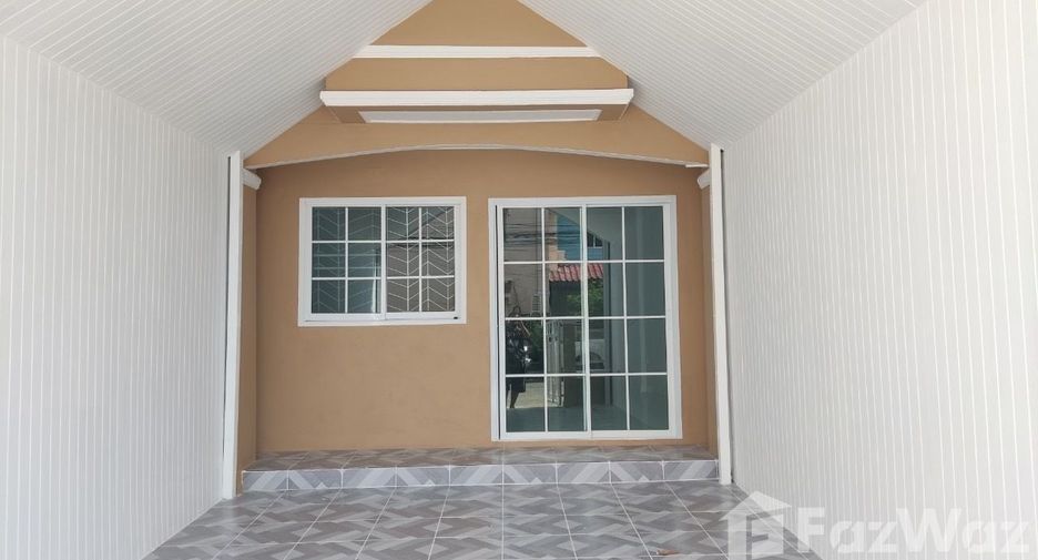 For sale 2 bedrooms townhouse in Lam Luk Ka, Pathum Thani