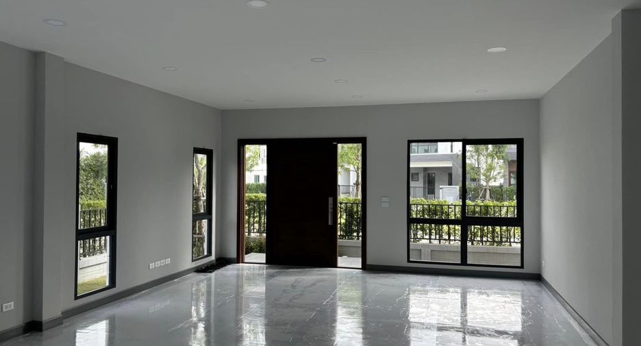 For sale 5 bedrooms house in Bang Phli, Samut Prakan