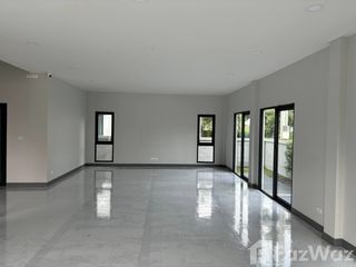 For sale 5 bedrooms house in Bang Phli, Samut Prakan