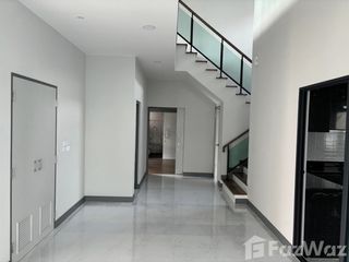 For sale 5 bedrooms house in Bang Phli, Samut Prakan