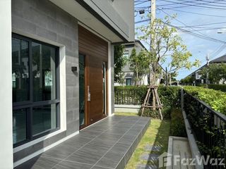 For sale 5 bedrooms house in Bang Phli, Samut Prakan