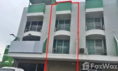 For rent そして for sale 3 ベッドルーム retail Space in Mueang Nakhon Ratchasima, Nakhon Ratchasima