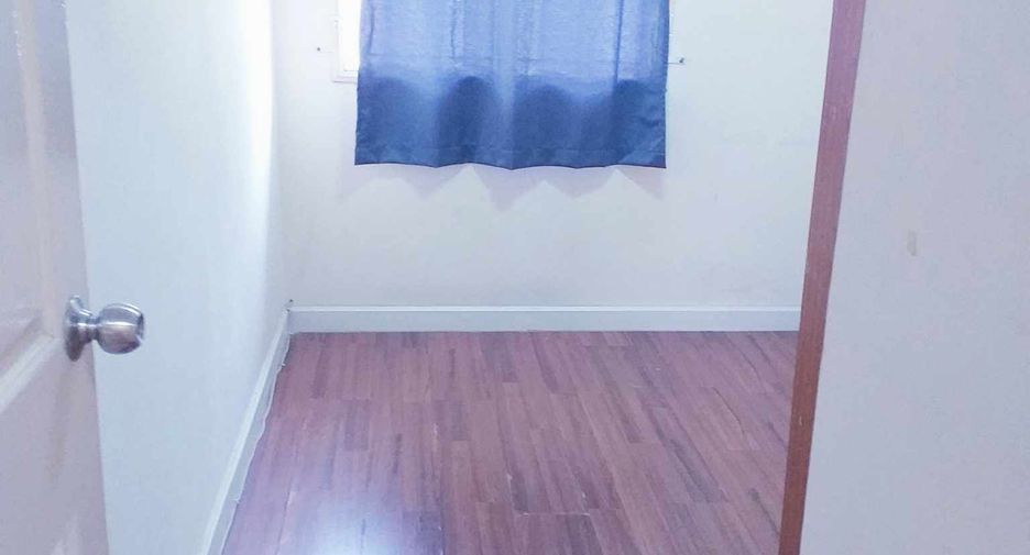 For rent 3 bedrooms townhouse in Bang Yai, Nonthaburi