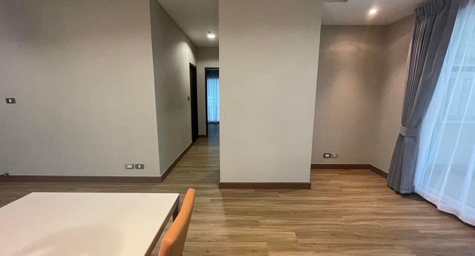 For sale 2 bedrooms condo in Watthana, Bangkok