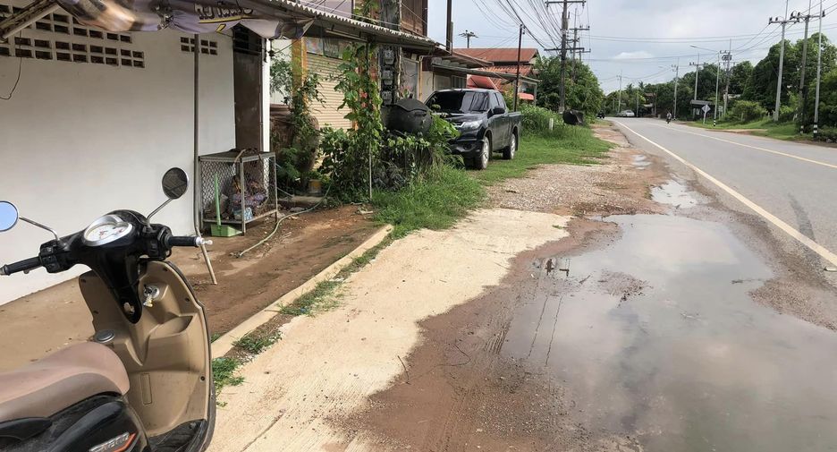 Продажа 1 кровать торговое помещение в Mueang Nongbua Lamphu, Nong Bua Lamphu