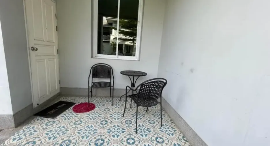 For rent 3 bedrooms townhouse in Mueang Nakhon Ratchasima, Nakhon Ratchasima