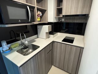 For sale 1 Beds condo in Bang Na, Bangkok
