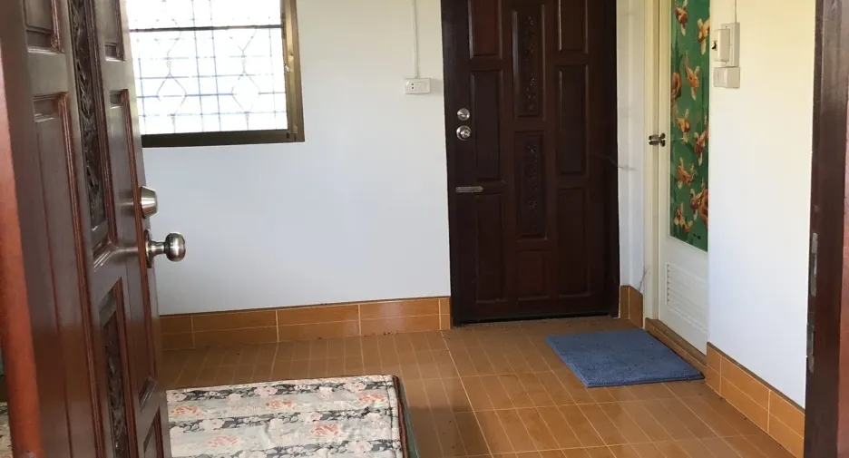For sale 3 bedrooms house in Mueang Sakon Nakhon, Sakon Nakhon