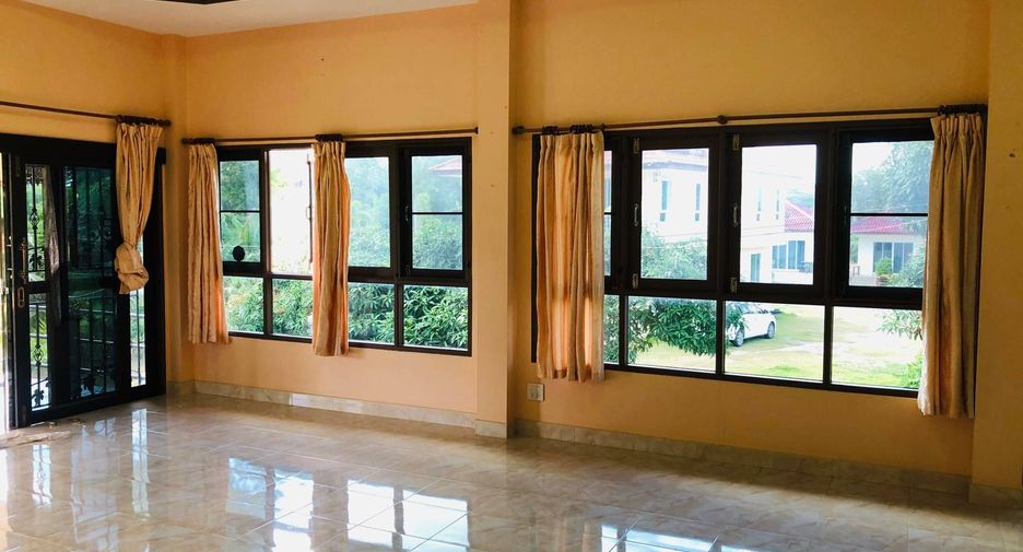 For sale 5 bedrooms house in Tha Mai, Chanthaburi