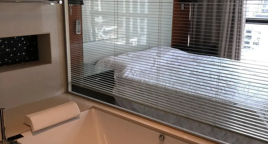For sale 2 ベッドルーム condo in Khlong Toei, Bangkok
