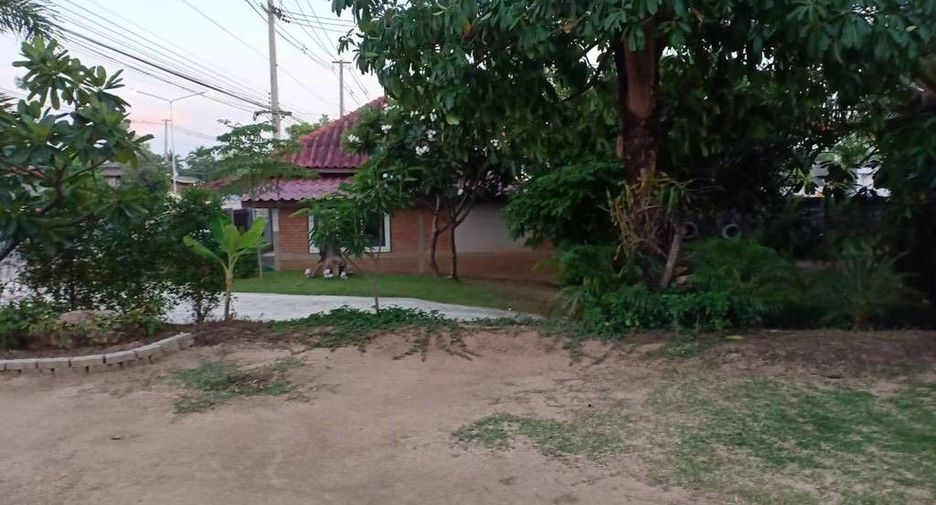 For sale 3 bedrooms house in Sawankhalok, Sukhothai