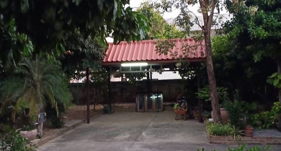 For sale 3 bedrooms house in Sawankhalok, Sukhothai