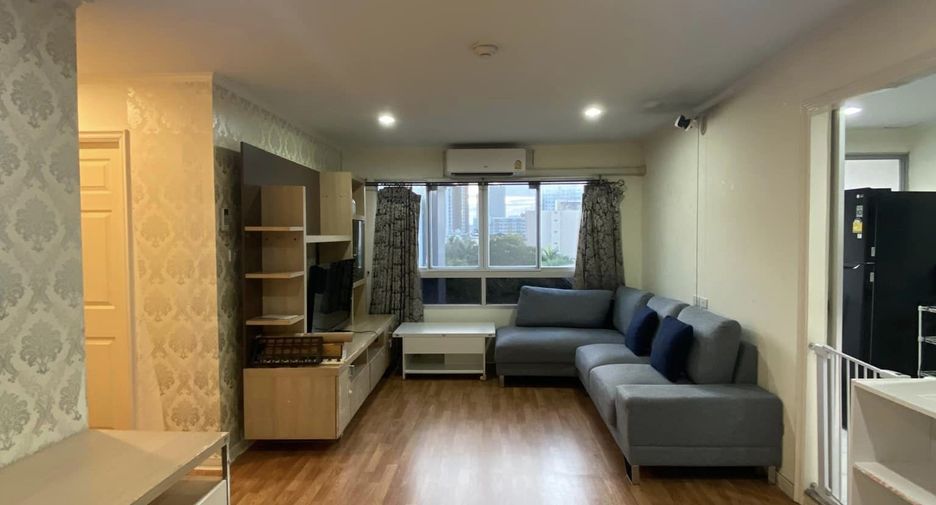 For sale 2 bedrooms condo in Huai Khwang, Bangkok