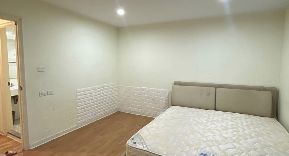 ขาย 2 ห้องนอน คอนโด ใน ห้วยขวาง, กรุงเทพฯ