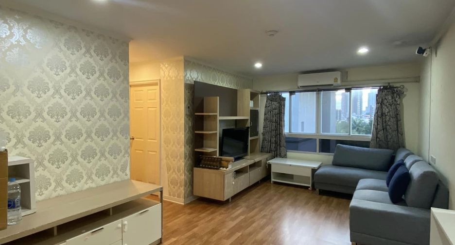 For sale 2 bedrooms condo in Huai Khwang, Bangkok