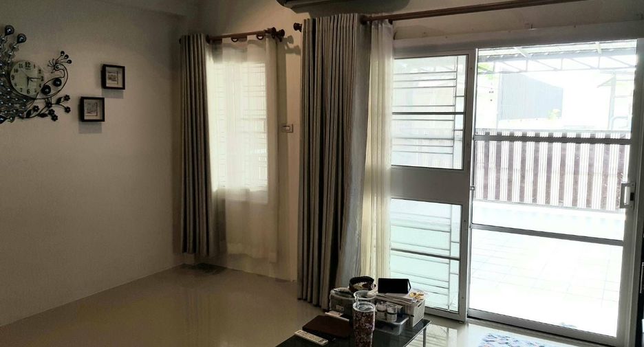 Haus zum Kauf mit 3 Zimmer in Ban Khai, Rayong