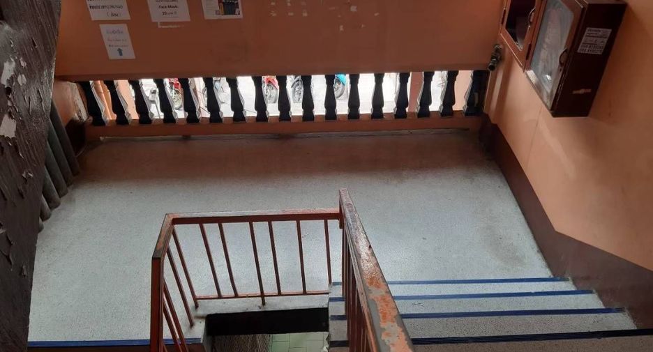For rent studio condo in Mueang Nonthaburi, Nonthaburi