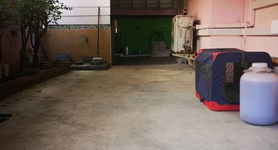 For sale 2 bedrooms house in Lam Luk Ka, Pathum Thani