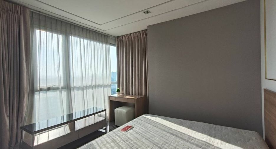 Condo en venta de 2 habitaciones en Phra Khanong, Bangkok
